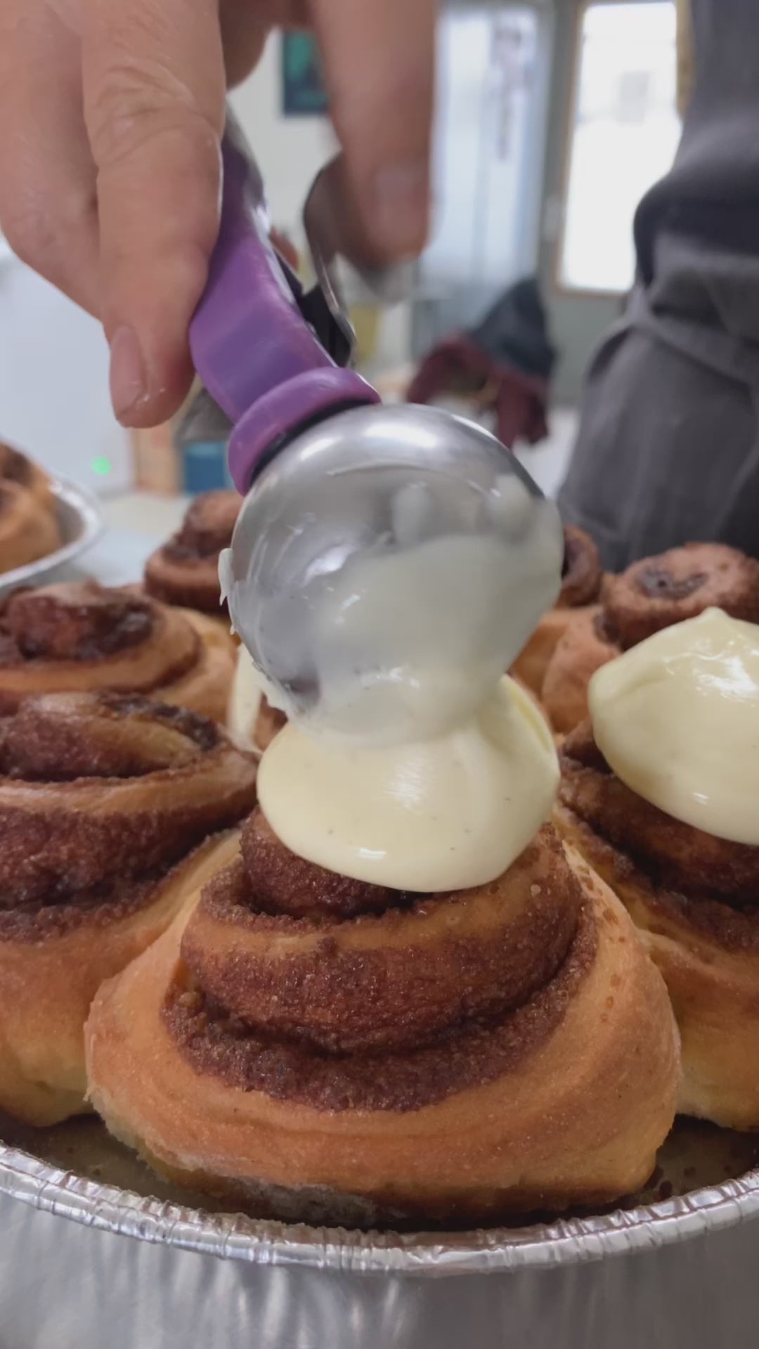 Cinnamon rolls icing reel 7-7-2024